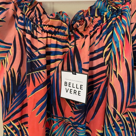 Hawaiian print flowery blouse - Picture 2 of 3